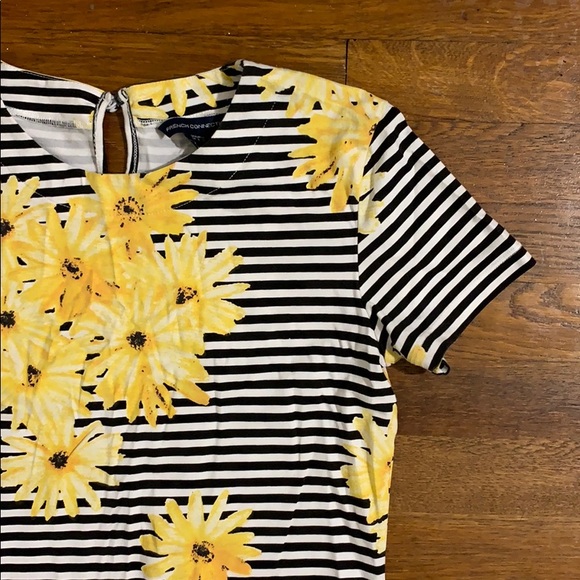 LIKE NEW size 10 French Connection flower dress - Picture 2 of 4